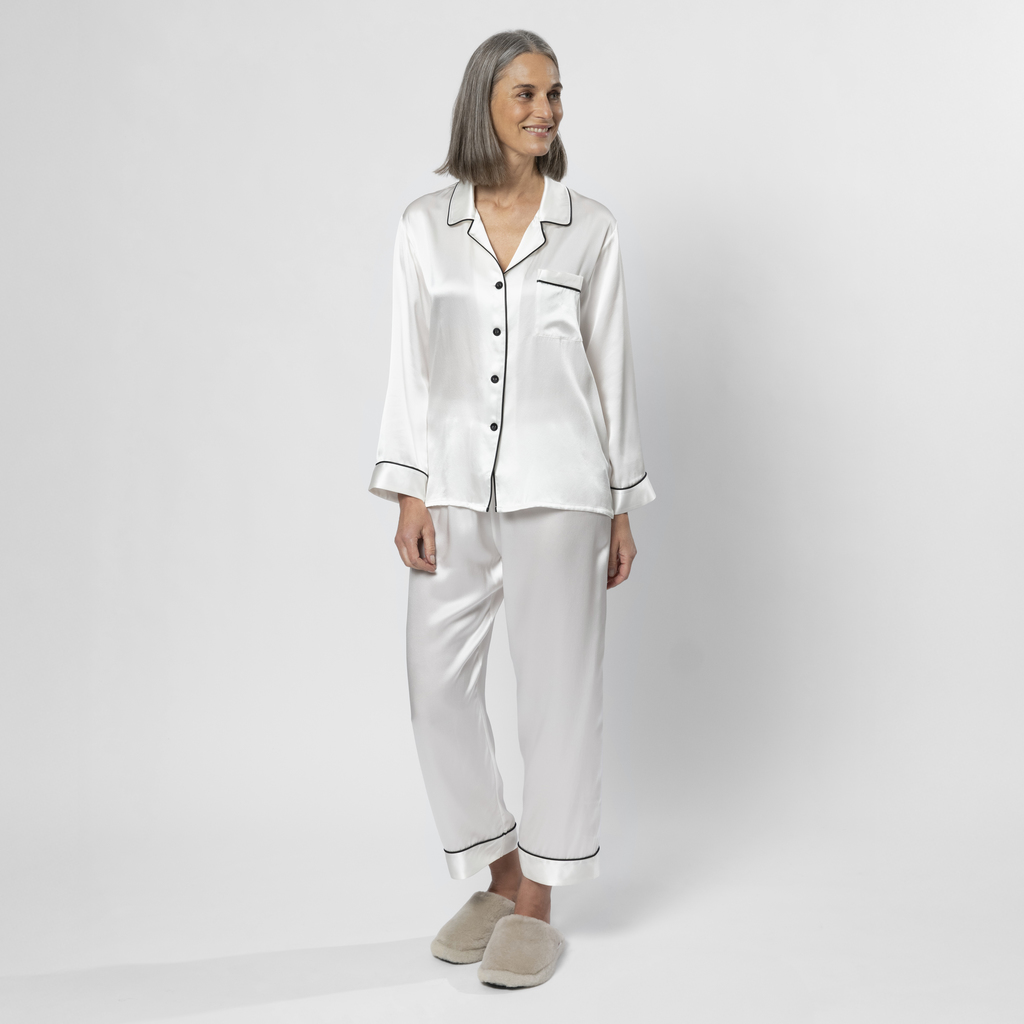 Seidenpyjama Cremeweiss