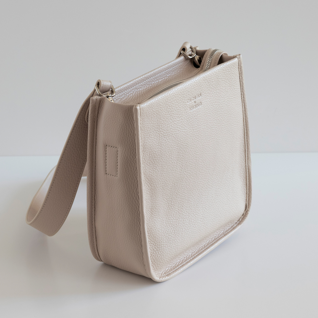 Chi Chi Fan x Torquato Carry Bag Driftwood - 3