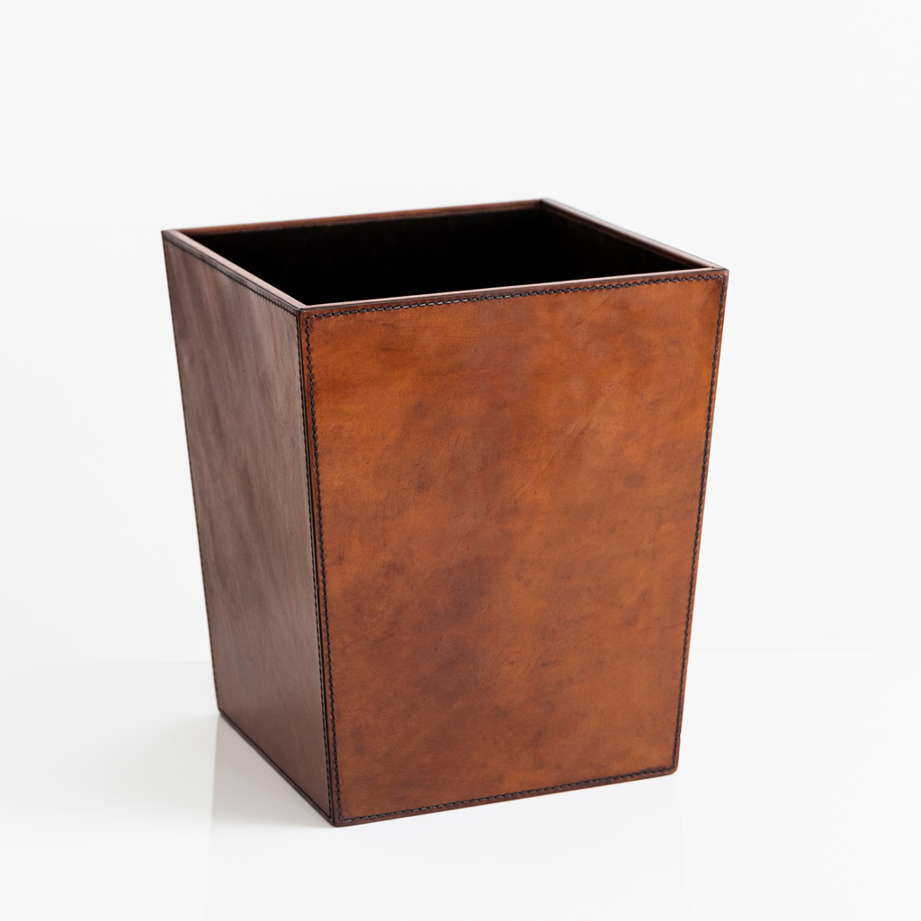 Papierkorb aus Leder Papierkorb aus Leder