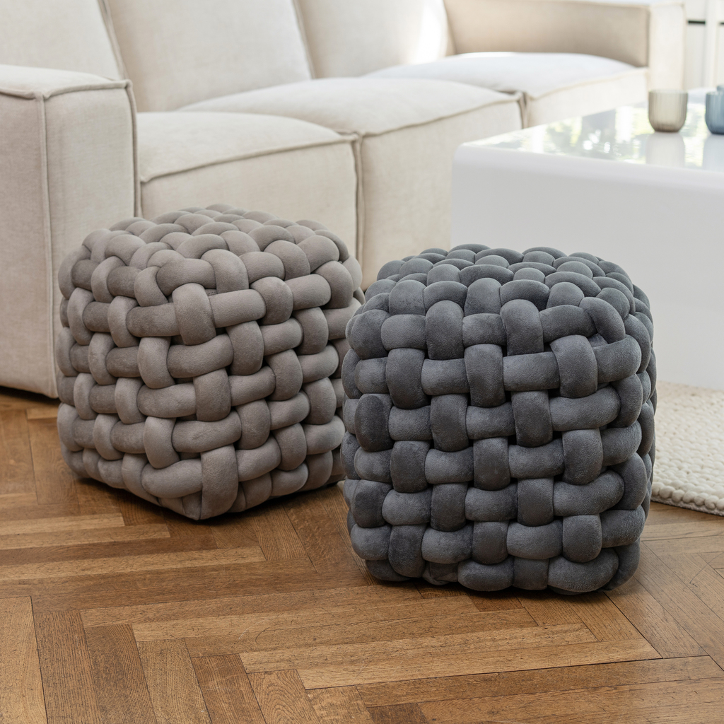 Samtpouf Knot Grau