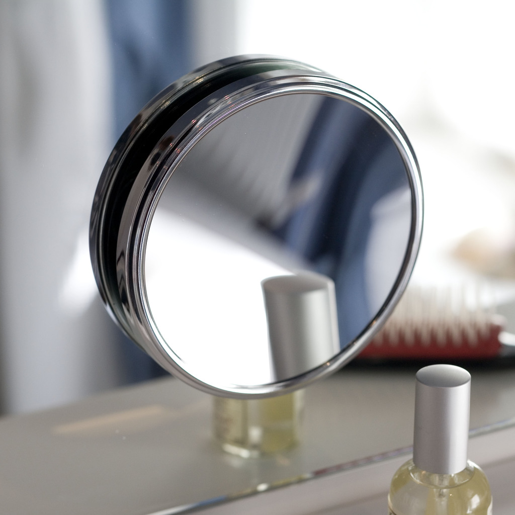 Decor Walther Kosmetikspiegel mit Saugnapf Decor Walther Kosmetikspiegel mit Saugnapf
