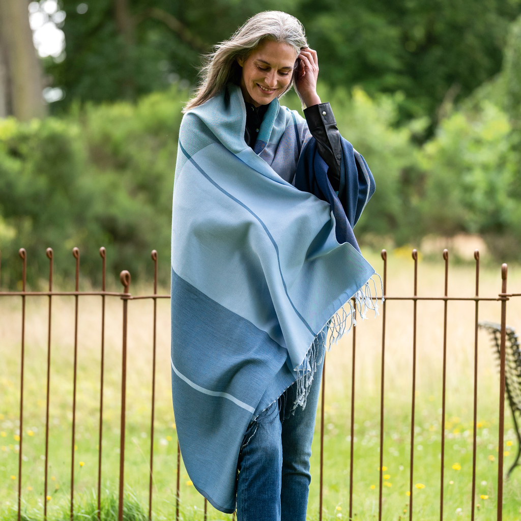 Nsija Stolas handgewebt - 2 Nsija Stolas handgewebt - 2