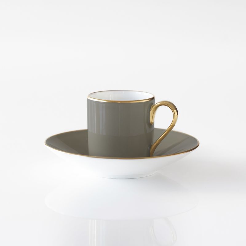 Porcelaine de Limoges Mokkatasse mit Golddekor Mausgrau