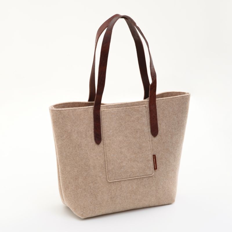 P.A.P. Sweden Handtasche aus Filz