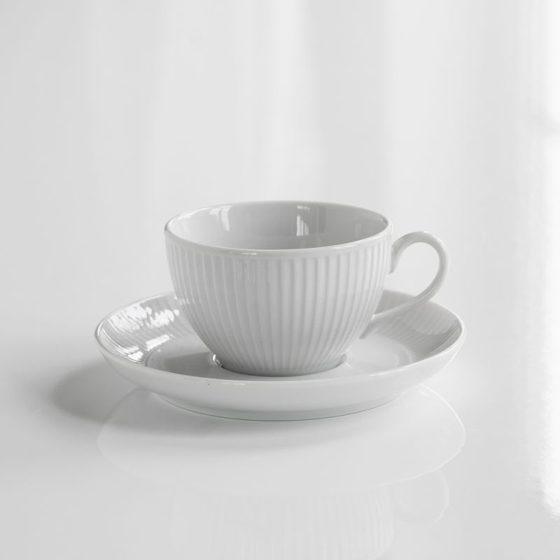 Pillivuyt Plissé Teetasse mit Untertasse