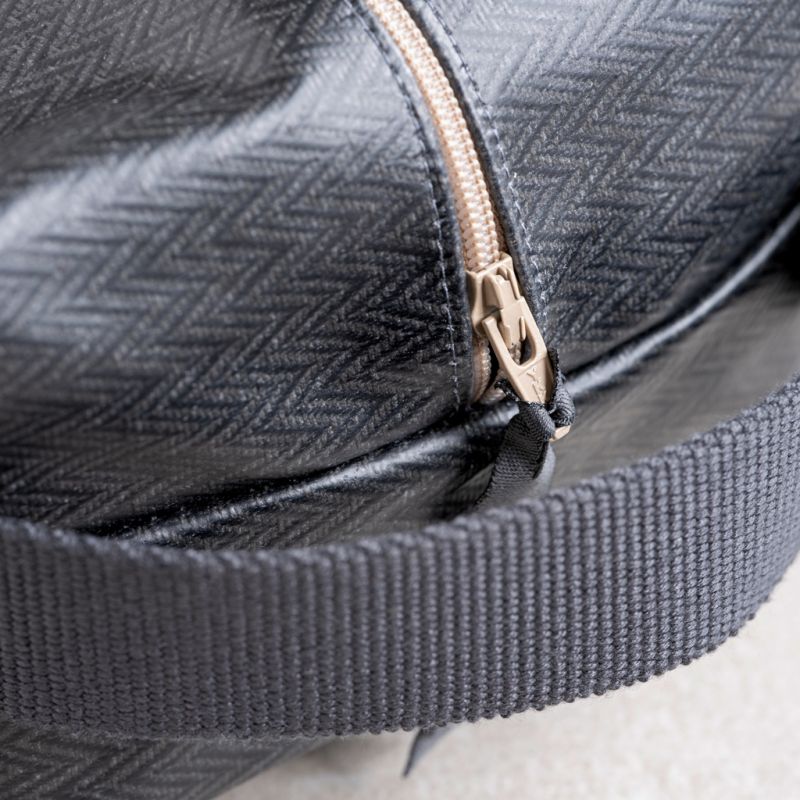 Waschzeugtasche Chevron von Artiga Klein Schwarz - 3