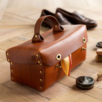 Werkzeug- und Schuhputztasche aus Leder - 2