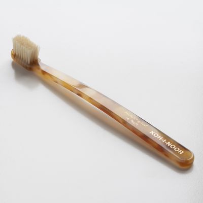 Koh-i-Noor Zahnbürsten mit Naturborsten Helles Horn