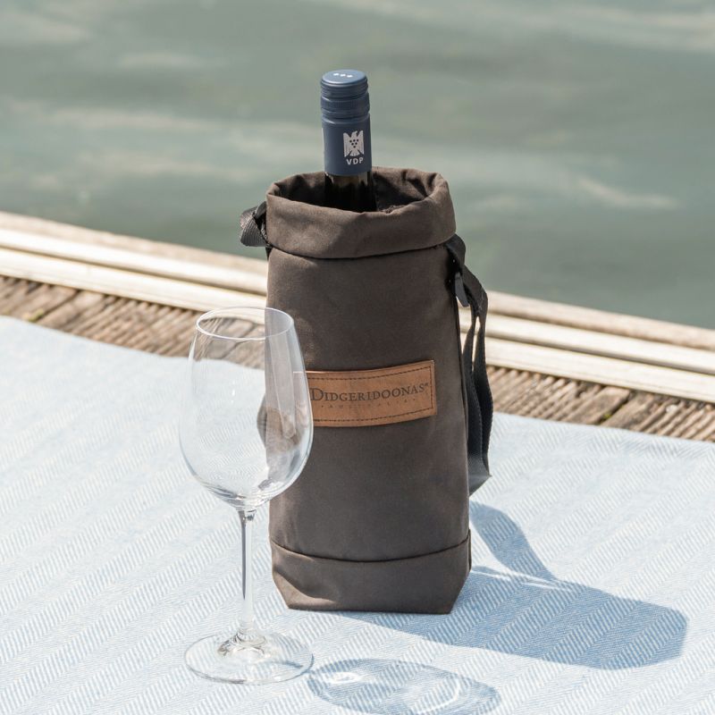 The Australian Hiker's Water Holder - 5