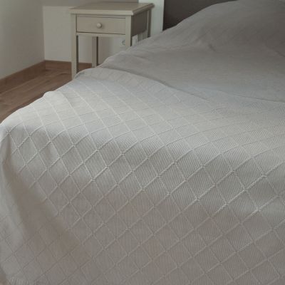 Bettüberwurf Rauten Weiß 260 x 280 cm