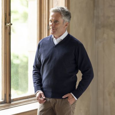 Lambswool-Pullover mit V-Ausschnitt Navy Gr. 54 - 2