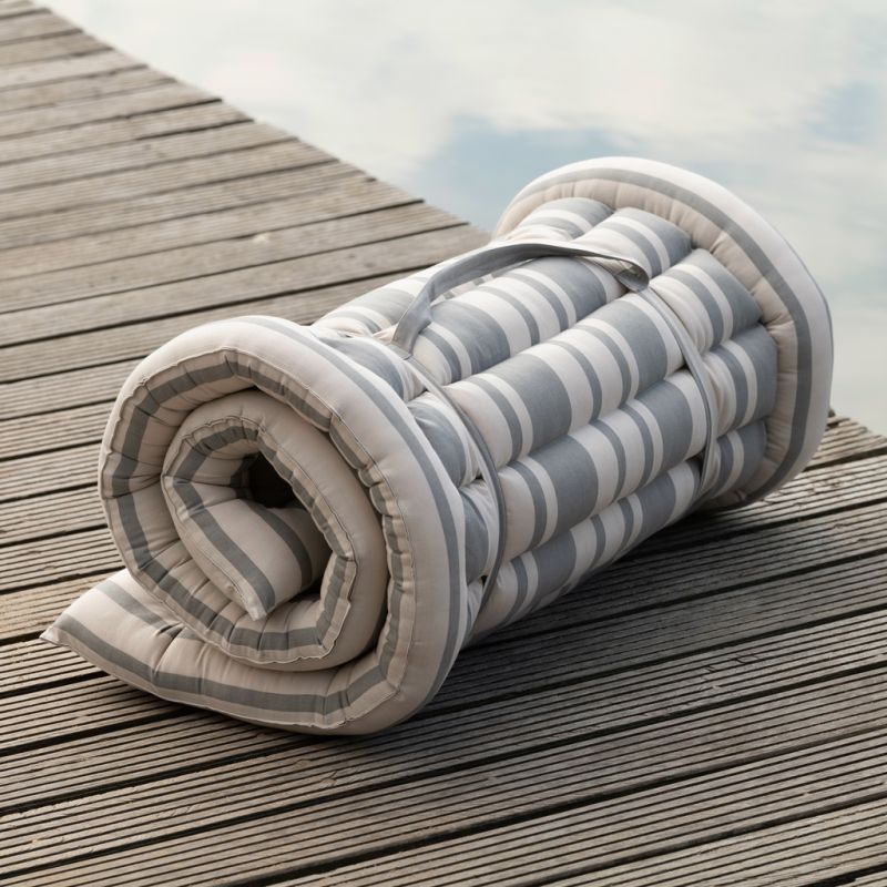 Joshua`s Roll-up-Bed