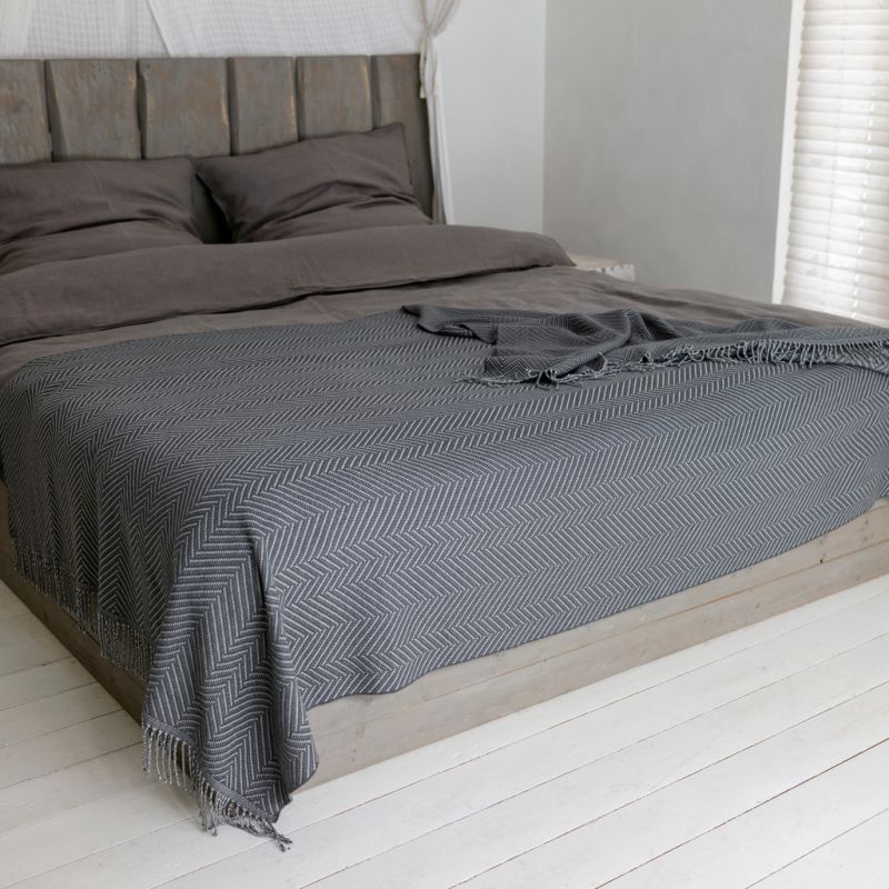 Catharina Mende Bettüberwurf Herringbone